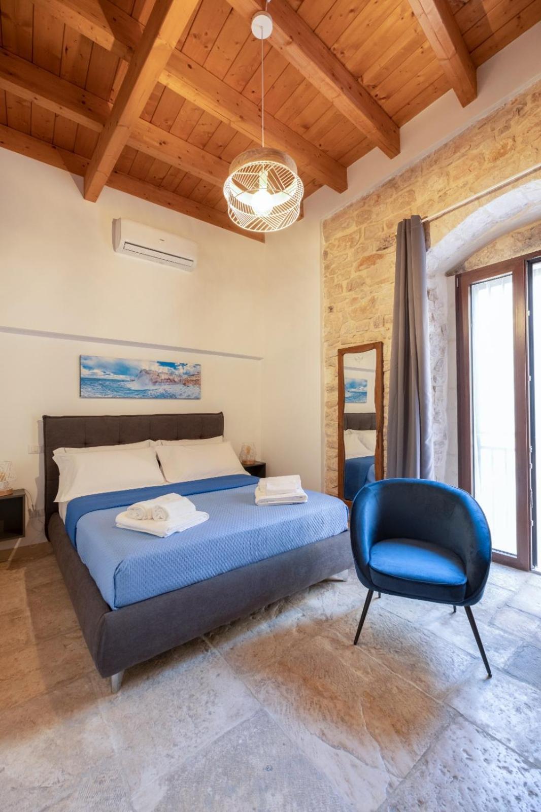 Palazzo Rizzi Dimora Dei Templari Hotel Bitetto Екстериор снимка