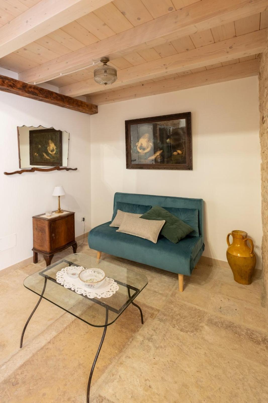 Palazzo Rizzi Dimora Dei Templari Hotel Bitetto Екстериор снимка
