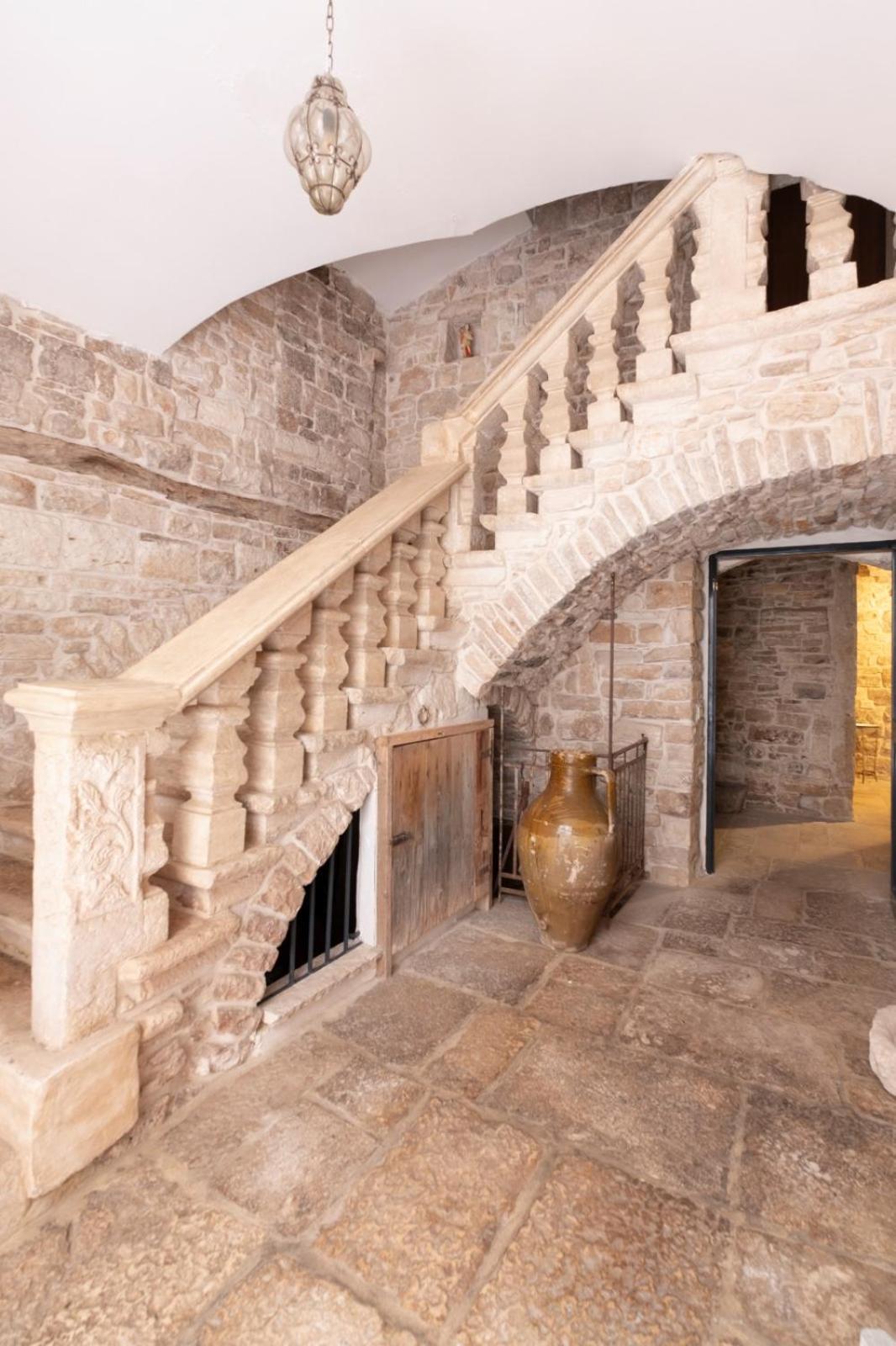 Palazzo Rizzi Dimora Dei Templari Hotel Bitetto Екстериор снимка