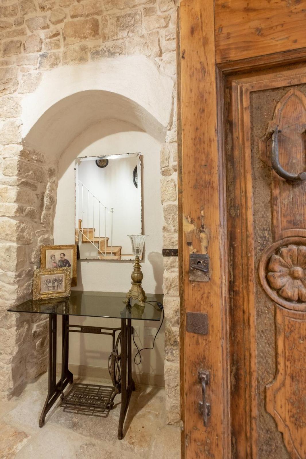 Palazzo Rizzi Dimora Dei Templari Hotel Bitetto Екстериор снимка