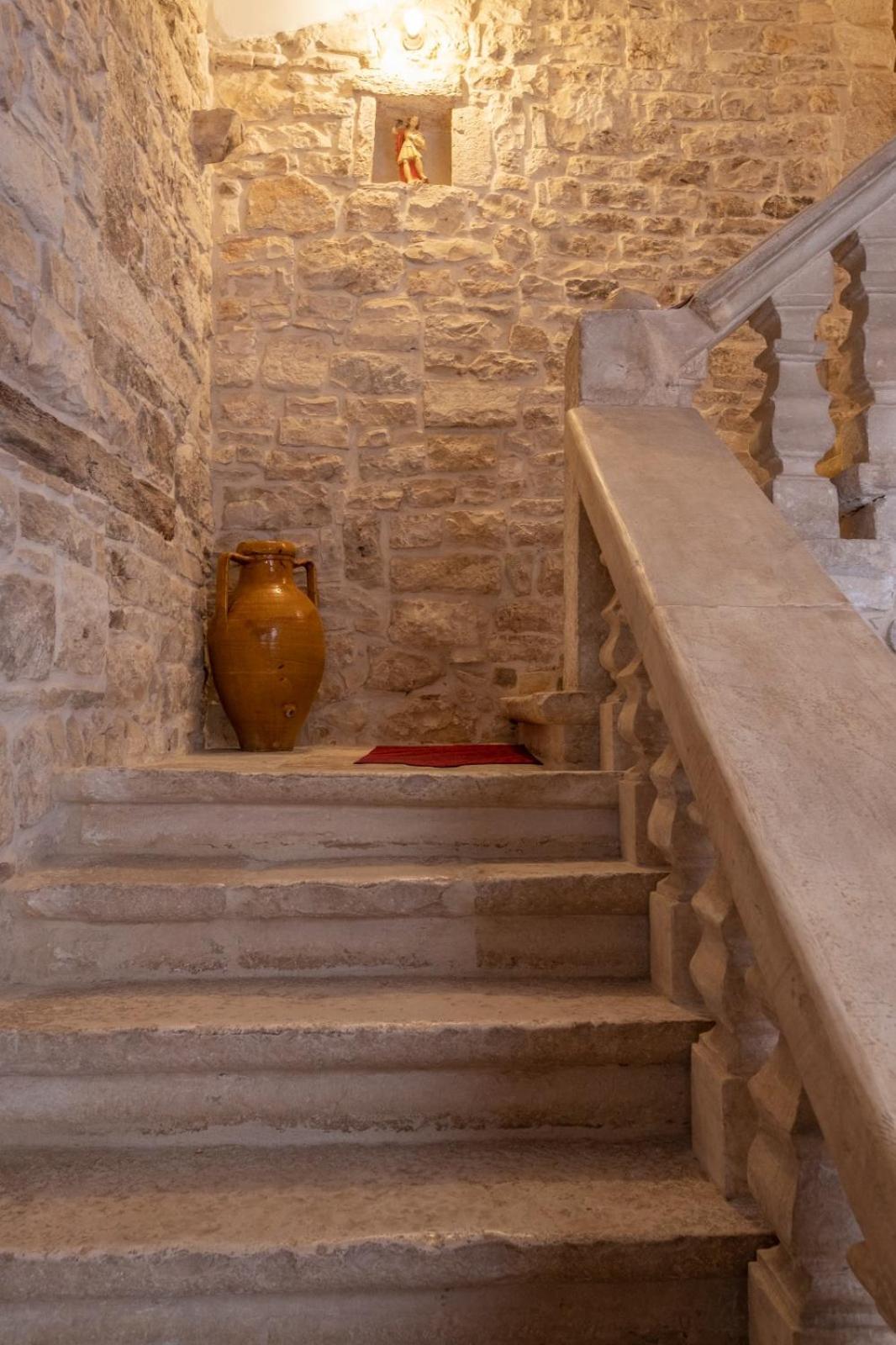 Palazzo Rizzi Dimora Dei Templari Hotel Bitetto Екстериор снимка